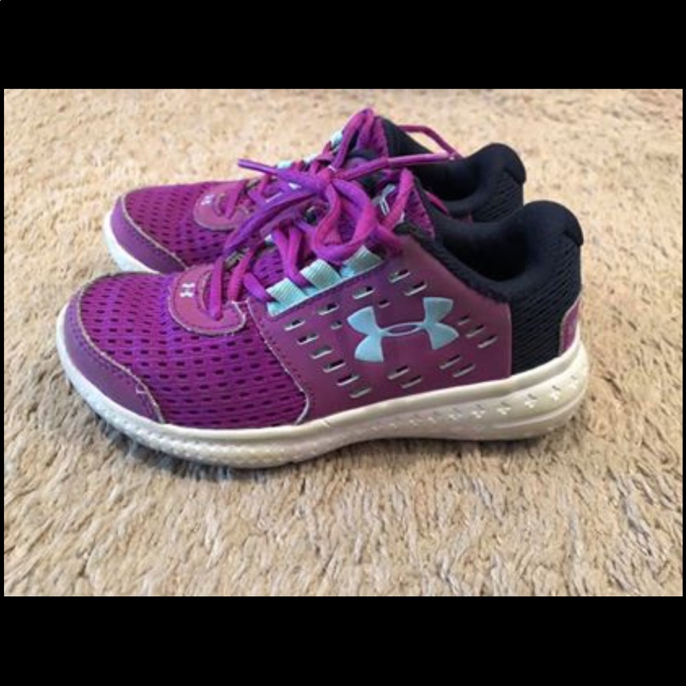 Girls under armour shoes